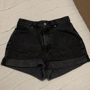 🆕Black BDG high rise mom shorts